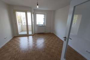 Hochwertig modernisierte 1-Zimmer-Wohnung mit Balkon in München-Sendling – Ganghoferstr.  71, 81373 Untersendling, München – Vorschaubild 2