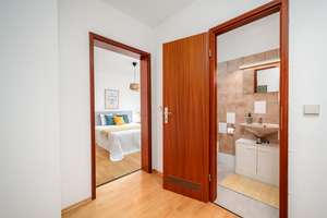 Lichtdurchflutete 2-Zimmer-Wohnung mit Südbalkon, traumhaftem Blick ins Grüne, Aufzug und Tiefgarage – Stiftsbogen 81 a, 81375 Neuhadern, München – Vorschaubild 6