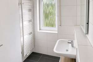 Vermietetes 1-Zimmer-Apartment in Ingolstadt – Balkon, Aufzug, EBK und Tiefgarage – 85049 Friedrichshofen-Hollerstauden, Ingolstadt – Vorschaubild 6