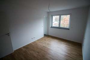 Charmante 4½-Zimmer-Wohnung am Park, Balkon, Einbauküche, 2 Bäder und Tiefgarage – 63073 Bieber, Offenbach am Main – Vorschaubild 12