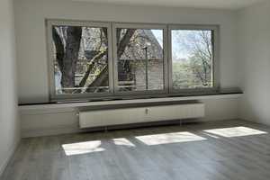 Duisburg Neuenkamp: 2 Zimmerwohnung – Essenbergerstraße 194, 47059 Duisburg – Vorschaubild 1