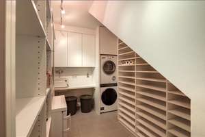 Möbliert: Luxuriöses Townhouse in ruhiger Innenhoflage mitten in der Maxvorstadt – Die vollständige Adresse der Immobilie erhältst du vom Anbieter., 80333 Augustenstraße, München – Vorschaubild 23