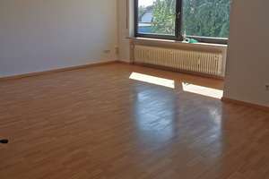 3-Zimmer-Wohnung mit Balkon in Nürnberg – Wiesbadener Straße 53, 90427 Großgründlach, Nürnberg – Vorschaubild 2