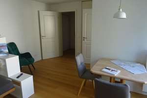 At the Isar, for sportsmen and nature lovers: completely renovated apartment with balcony & parking