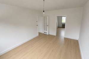 Erstbezug nach Sanierung | Moderne 2-Zimmer-Wohnung | oberste Etage – Paulstraße 21, 42287 Barmen, Wuppertal – Vorschaubild 2