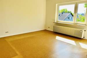 Freistehendes Mehrfamilienhaus mit großem Garten  – Die vollständige Adresse der Immobilie erhältst du vom Anbieter., 71665 Vaihingen an der Enz – Vorschaubild 9