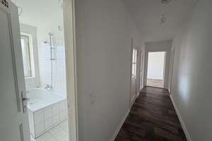 Renovierte 2-Zimmer-Nachbarwohnungen in Bremerhaven – Schillerstraße 130, 27570 Geestemünde, Bremerhaven – Vorschaubild 2