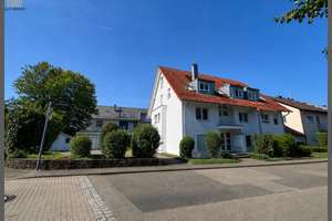 Wohnen mit Südbalkon in Stuttgart-Birkach – gepflegte 2-Zimmer-Wohnung mit Carport – Die vollständige Adresse der Immobilie erhältst du vom Anbieter., 70599 Birkach-Süd, Stuttgart – Vorschaubild 2