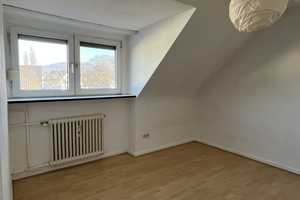 Bezugsfrei !!
Großes 3-Familienhaus (240 m²/9 Zimmer) mit Sonnengarten und Sonnenbalkon in TOP-Lage – Bonn – Vorschaubild 26