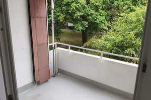Hannover-Marienwerder TOPLAGE: sanierte 3 Zimmer Wohnung 1. OG mit schöner Loggia ! – Die vollständige Adresse der Immobilie erhältst du vom Anbieter., 30419 Marienwerder, Hannover – Vorschaubild 3