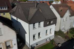Gepflegtes Zweifamilienhaus im ruhigen Stadtteil von Fellbach – Die vollständige Adresse der Immobilie erhältst du vom Anbieter., 70734 Fellbach – Vorschaubild 61