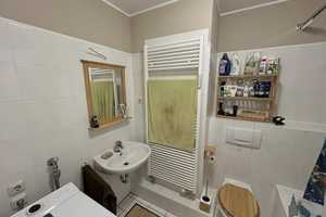 Property thumbnail 7