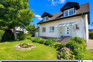 Einfamilienhaus mit Einliegerwohnung in Berlin-Johannisthal