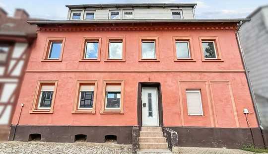 Bild von Für Tüftler: Sanierungsbedürftiges Dreifamilienhaus in zentraler Lage von Schöningen