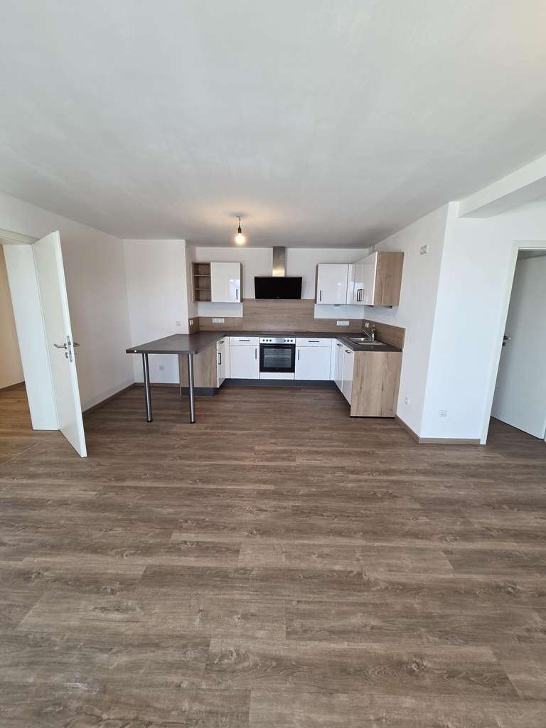 Immobilie in Tüßling - freundliche 3 Zimmer Etagenwohnung - Bild 1