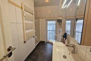 Sanierte 2 Zimmer-Wohnung im 4. OG inkl. Einbauküche und Bodenbelag in Bremerhaven! – Bremerhavener Straße 20, 27576 Bremerhaven – Vorschaubild 6