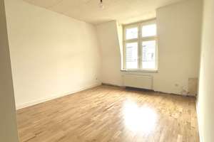 Neu renovierte schöne Altbau 2-Zimmer-Wohnung in zentraler Lage – Hugostraße 10, 42281 Barmen, Wuppertal – Vorschaubild 1
