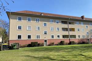 +Dielenboden in EG 3-Zimmer-Wohnung mit Balkon in gepflegter Denkmalanlage – Hannover-Kleefeld 8_13 – Die vollständige Adresse der Immobilie erhältst du vom Anbieter., 30628 Kleefeld, Hannover – Vorschaubild 10