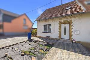 Teilsaniertes EFH | EG saniert | DG ausbaufähig | Strom & Wasser neu | 2 Garagen | 54429 Waldweiler – Die vollständige Adresse der Immobilie erhältst du vom Anbieter., 54429 Waldweiler – Vorschaubild 1
