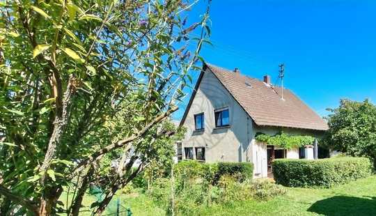 Bild von Hadamar: Freistehendes Einfamilienhaus mit Garage und herrlichem Garten