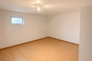 Großzügige 7-Zimmer-Doppelhaushälfte mit ca. 170 m² Wohnfläche, Garage, Balkon, Terrasse und Garten – Die vollständige Adresse der Immobilie erhältst du vom Anbieter., 85417 Marzling – Vorschaubild 11