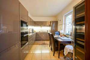Charmantes Einfamilienhaus in Rheinnähe | Sauna | Einliegerwohnung – Ahrweiler (Kreis) – Vorschaubild 4