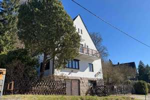 Wohnen im Grünen: Charmantes Haus mit großem Grundstück in Aue! – Die vollständige Adresse der Immobilie erhältst du vom Anbieter., 8280 Aue – Vorschaubild 2