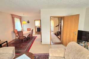 Schönes Reiheneckhaus in gefragter Wohnlage mit Garten, Balkon, Terrasse, Garage u. Stellplatz – Ostalbkreis – Vorschaubild 8