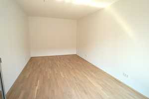 Sonnige 2 ZKB mit top EBK, Wallbox, Duschkabine und Südbalkon in Sendling, München – Konrad-Celtis-Straße 89, 81369 München – Vorschaubild 14
