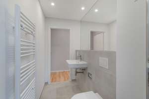 Property thumbnail 6