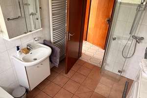🏡  Provisionsfrei - EFH-Gefühl in Pulheim: 131 m² DHH mit 692 m² Grundstück & 2 Garagen  (Preis VB- – Eichenweg 2, 50259 Pulheim – Vorschaubild 10