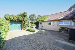 Doppelhaushälfte mit großem Garten und viel Potenzial in Bottrop-Batenbrock – Die vollständige Adresse der Immobilie erhältst du vom Anbieter., 46236 Batenbrock, Bottrop – Vorschaubild 4
