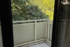 2,5-ZKB-Wohnung Erstbezug nach umfassender Sanierung mit Balkon, Grünblick & Tiefgaragenstellplatz – Breslauer Straße 16, 65203 Biebrich, Wiesbaden – Vorschaubild 6