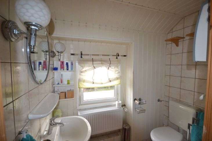 Immobilie in Schülp - Verkauf eines ehemaligen Bauernhauses mit Wiesenblick in Nordseenähe bei Wesselburen, Kreis Dithm. - Bild 6