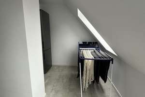 Möblierte 2,5 Zimmer Maisonetten Wohnung  – Baumgartenweg 10, 72764 Reutlingen-Mitte, Reutlingen – Vorschaubild 8