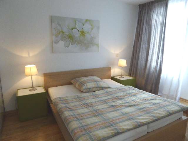 Sonnige 2-Zimmerwohnung in bester Nordendlage... image 2