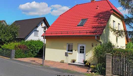 Bild von Handwerker aufgepasst! Einfamilienhaus mit Garage - provisionsfrei