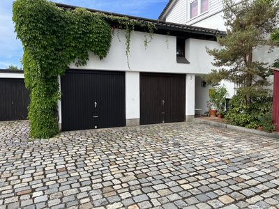 Unikat: Kleines Endreihenhaus in Krailling mit Garten und Garage