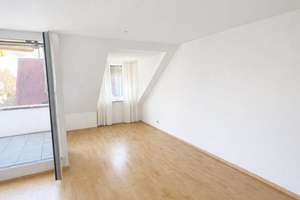 Helle 2-Zimmer Dachgeschosswohnung mit Loggia in München-Trudering – Die vollständige Adresse der Immobilie erhältst du vom Anbieter., 81825 Gartenstadt Trudering, München – Vorschaubild 6