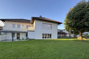 Two-Family House – A Garden Paradise for Three Generations to Live, Play & Grow – Die vollständige Adresse der Immobilie erhältst du vom Anbieter., 85302 Gerolsbach – Vorschaubild 2