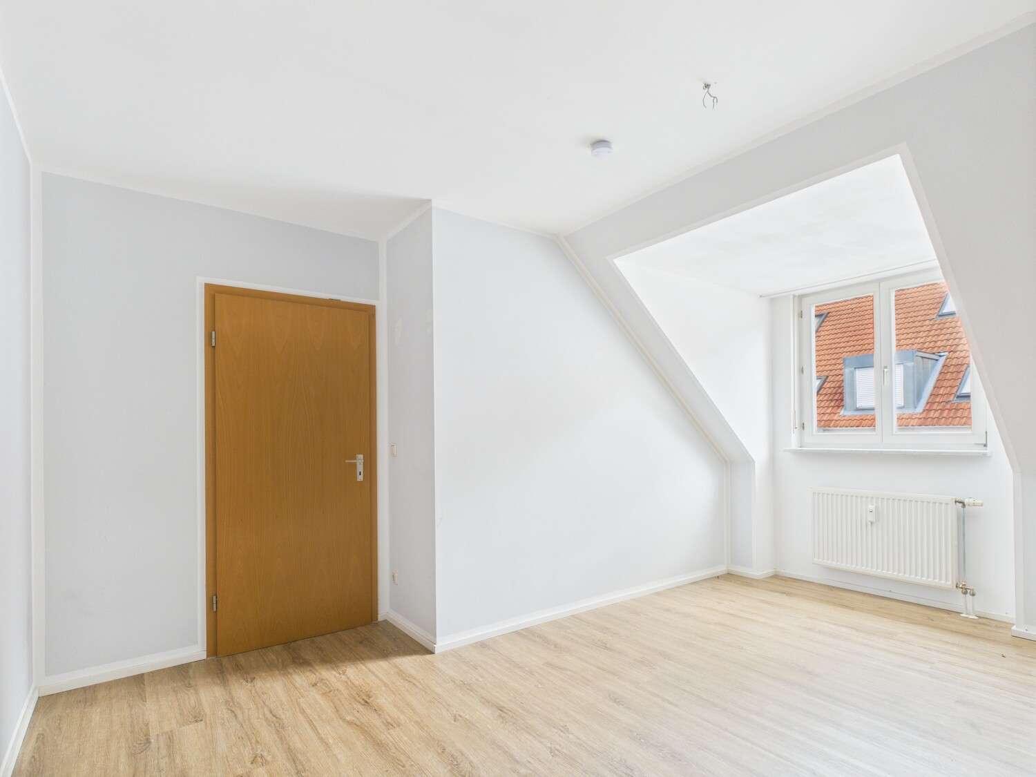 Immobilie in Allersberg - Ihr neues Zuhause: Großzügige Maisonette-Wohnung in ruhiger Lage von Allersberg - Bild 4