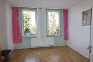 Viel Potenzial für Neues. 2-Familienhaus aus der Gründerzeit mit Garten – Die vollständige Adresse der Immobilie erhältst du vom Anbieter., 42655 Solingen-Mitte, Solingen – Vorschaubild 6
