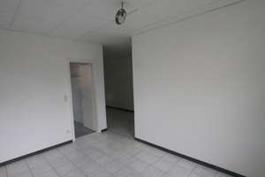 Viel Platz für den Alltag in diesem Haus in Berlin Reinickendorf – Die vollständige Adresse der Immobilie erhältst du vom Anbieter., 13405 Reinickendorf (Ortsteil), Berlin – Vorschaubild 9