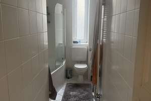 Schöne Altbauwohnung mit  3,5-Zimmer in Wiesbadener Mitte – Arndtstraße 3, 65185 Mitte, Wiesbaden – Vorschaubild 9