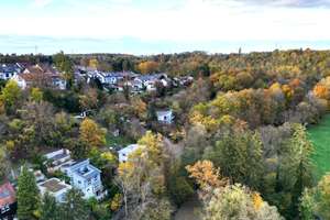 Wohnen mit Weitblick – Exklusives Einfamilienhaus in idyllischer Hanglage – Die vollständige Adresse der Immobilie erhältst du vom Anbieter., 71334 Waiblingen – Vorschaubild 2