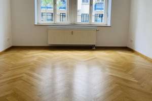 Reizende Familienwohnung mit Balkon und Wohnküche in unmittelbarer Elbnähe! – Die vollständige Adresse der Immobilie erhältst du vom Anbieter., 1307 Johannstadt-Nord, Dresden – Vorschaubild 5