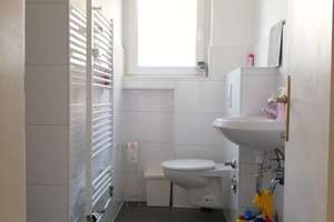 freundliche 1,5-Zimmer-Wohnung mit EBK – Die vollständige Adresse der Immobilie erhältst du vom Anbieter., 45138 Südostviertel, Essen – Vorschaubild 4