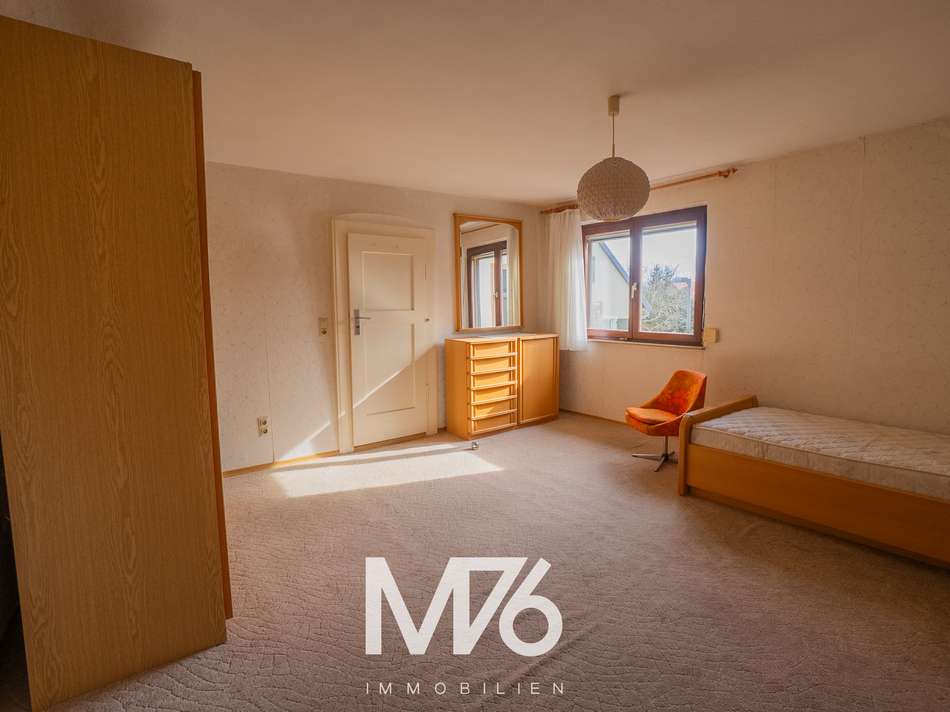 Schlafzimmer 1