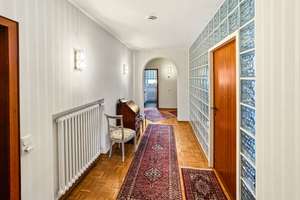 !PROVISIONSFREI! Großer Bungalow in Staufenberg-Landwehrhagen (231 m²): modernisiert in Randlage mit – Die vollständige Adresse der Immobilie erhältst du vom Anbieter., 34355 Staufenberg – Vorschaubild 6