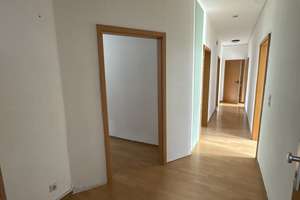 110 m² Wohntraum mit großer Dachterrasse, 4 Zimmern & 2 Bädern – 17192 Waren (Müritz) – Vorschaubild 4